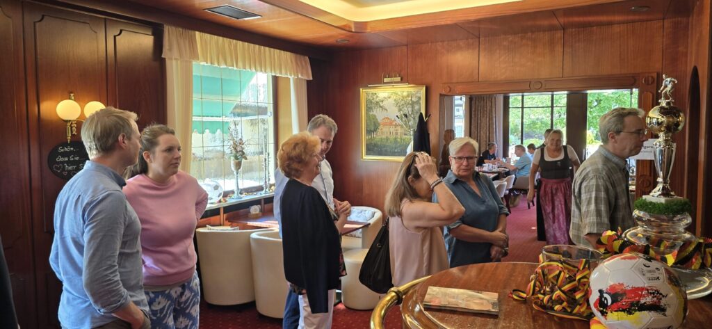 1. Unternehmerfrühstück mit Markus Böck und Gewerbeverband in Lustheim - Bild 2