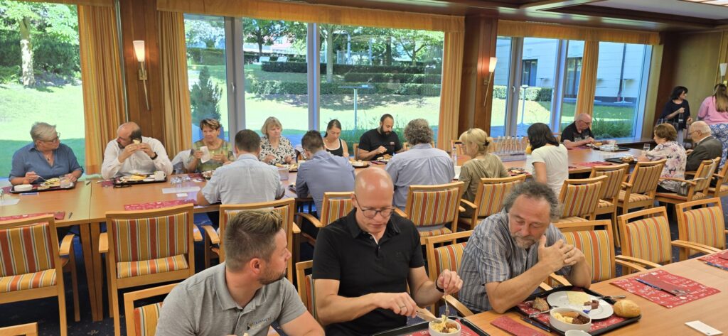 1. Unternehmerfrühstück mit Markus Böck und Gewerbeverband in Lustheim - Bild 16