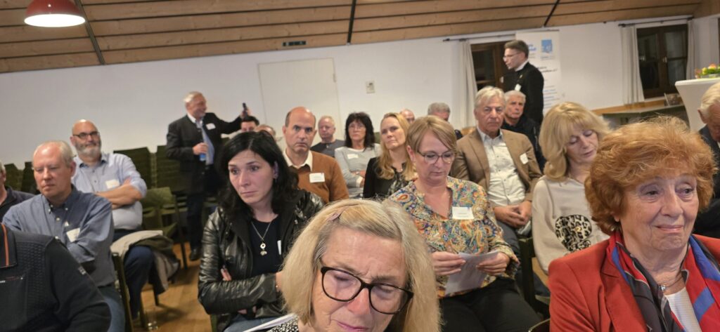 10 Jahre Christliches Unternehmernetzwerk Oktober 2024  - Vortrag: "E-Rechnung 2025" von Steuerberaterin Kristina Kiermeier - Bild 1