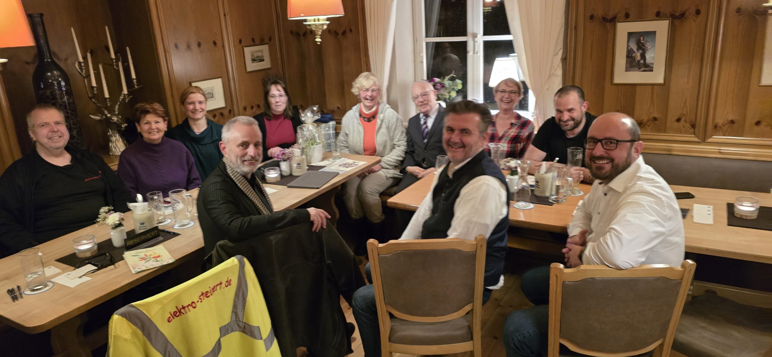 Gewerbestammtisch Januar 2025 - Vortrag zur Künstliche Intelligenz von Sandra Kunstwadl