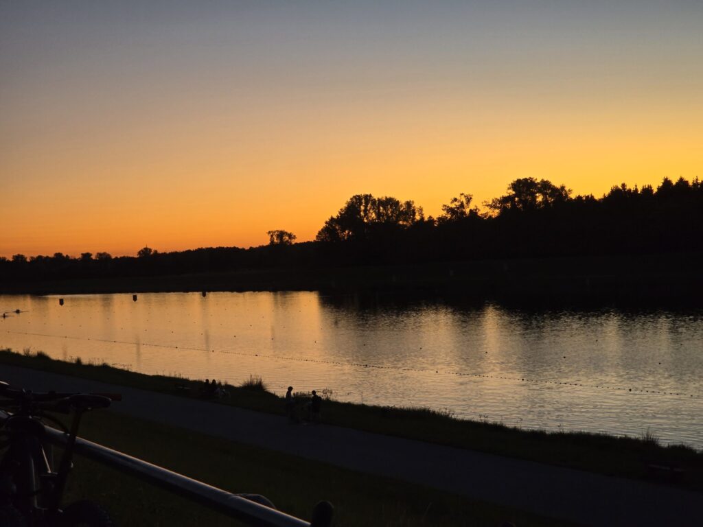 Gewerbestammtisch  September 2025 - Besichtigung Munich Beach Resort - Bild 4