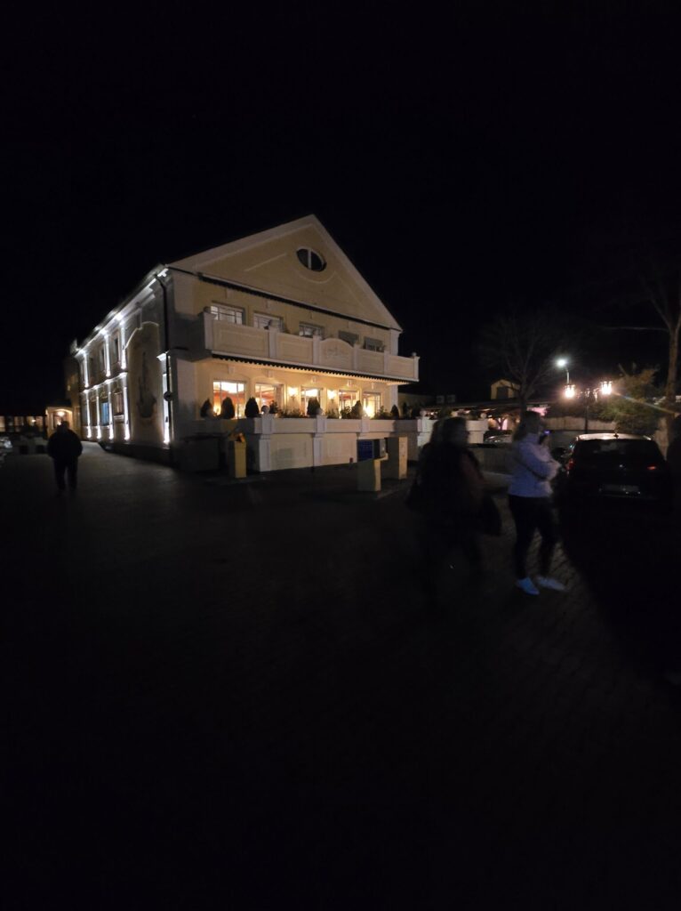 Gewerbestammtisch November 2025 - Besuch im Hotel am Schlosspark "Zum Kurfürst" in Lustheim - Bild 8